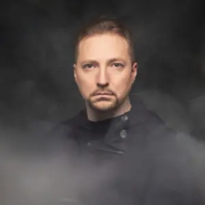 Александр Кэп Eclipse~Переведеновский пер., 21, стр. 11