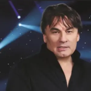 Александр Серов «Лепестками белых роз...» Зал церковных соборов Храма Христа Спасителя~Волхонка, 15