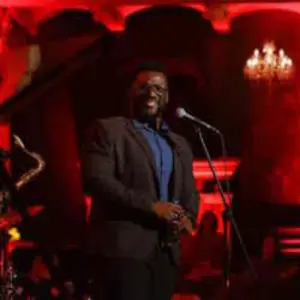 Christmas Jazz: джазовая звезда Gabriel Bhiggest & Motown Band Универмаг «Цветной». Веранда на крыше~Цветной б-р, 13
