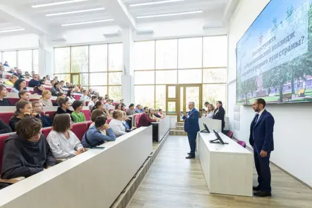 День открытых дверей в Технологическом колледже. улица Прянишникова, 14с6