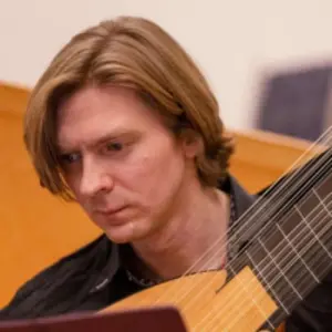 Гитара и хаммерклавир МКЗ «Зарядье»