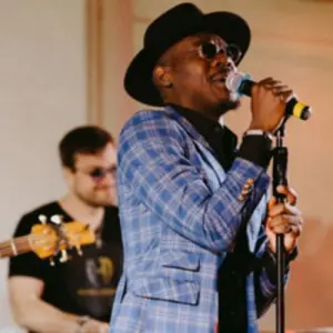 Ночь перед Рождеством. Хиты Frank Sinatra, John Legend, Gregory Porter и других Крым Terrace Moscow~Болотная наб., 3, стр. 1, арт-кластер «Красный Октябрь»