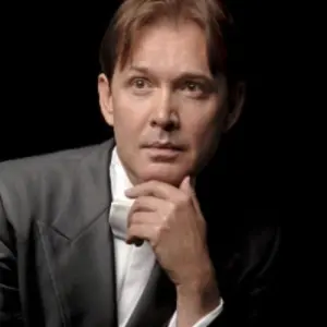 О. Погудин. Нам дороги эти позабыть нельзя Театр музыки и поэзии Елены Камбуровой~Б.Пироговская, 53/55