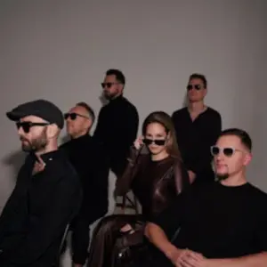 Сочный джаз, соул и блюз на крыше. Светлана Жаворонкова и Acoustic Soul Taganka Roof