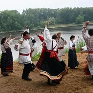 Вниз по матушке по Волге Музыкальная квартира на Тверской